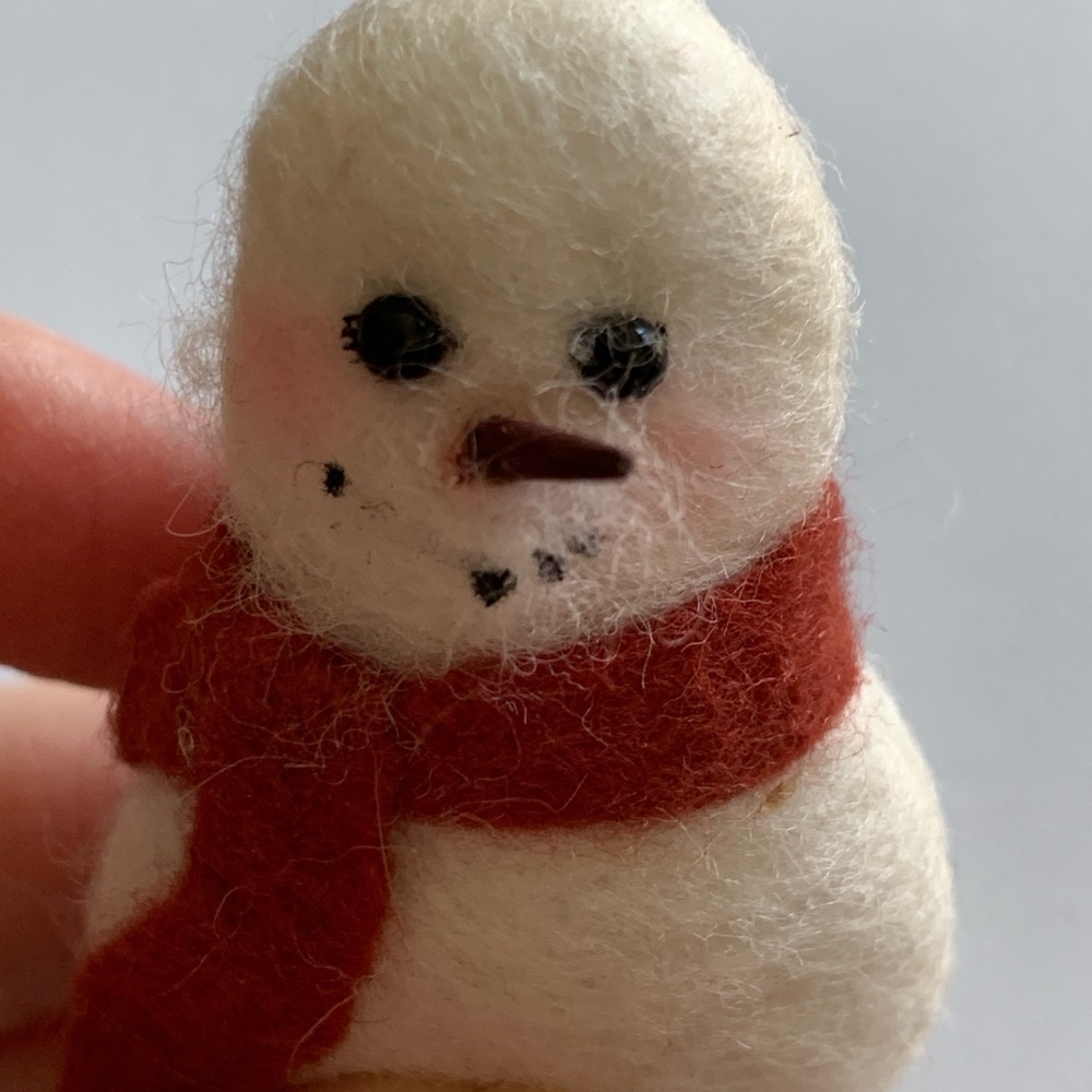 Felted snowman pin.
